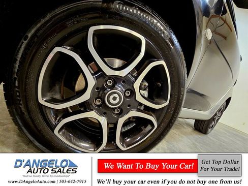 Used 2016 smart fortwo Prime image 11