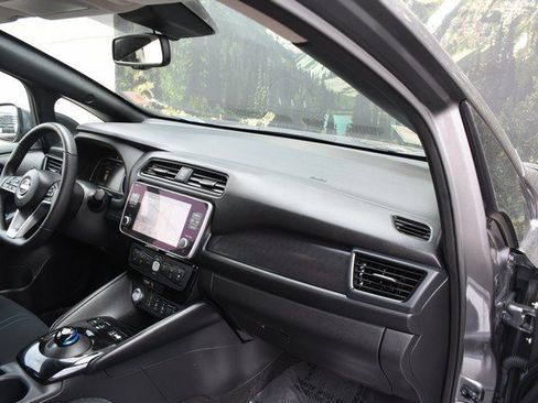 Used 2025 Nissan Leaf SV Plus FWD image 24