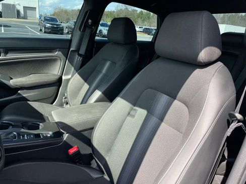 Certified 2025 Honda Civic Sport image 25