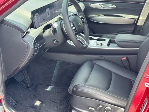 New 2026 Genesis GV70 2.5T Select AWD/4WD image 9