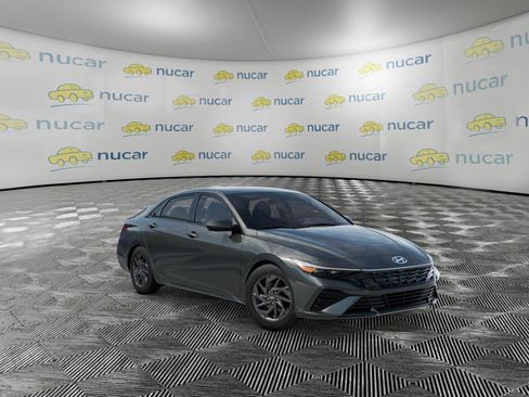 New 2026 Hyundai Elantra Hybrid FWD image 2