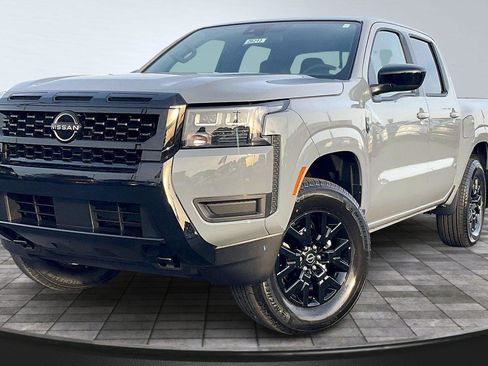 New 2026 Nissan Frontier SV image 2