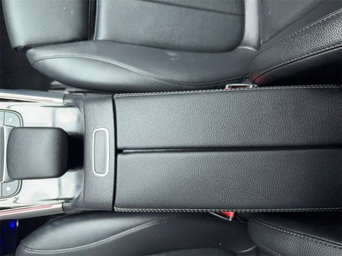 Used 2023 Mercedes-Benz EQB 250+ image 34