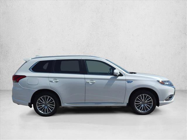Used 2022 Mitsubishi Outlander GT AWD/4WD image 4