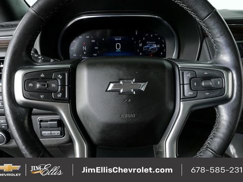 Used 2022 Chevrolet Tahoe Z71 w/ Luxury Package image 10