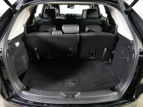 Used 2024 MAZDA CX-90 3.3 Turbo w/ Preferred Package AWD/4WD image 18