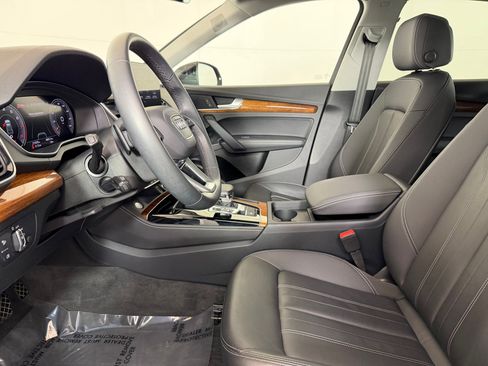 Used 2023 Audi Q5 2.0T Premium Plus w/ Premium Plus Package image 5