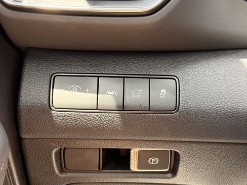 Used 2023 Hyundai Santa Fe SEL FWD image 19