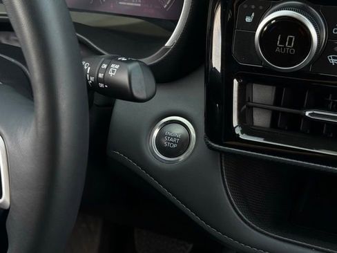 Used 2025 Toyota Highlander XSE AWD/4WD image 30