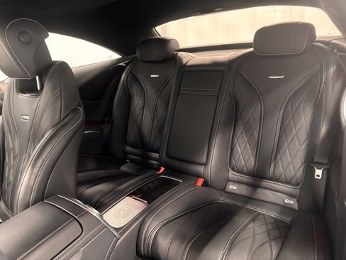 Used 2016 Mercedes-Benz S 63 AMG 4MATIC Coupe image 21