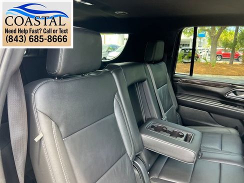 Used 2021 Chevrolet Suburban LT RWD image 22