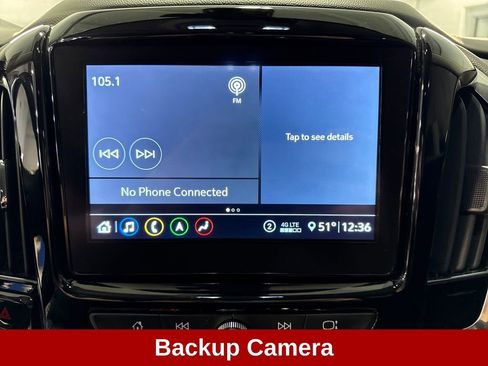 Used 2021 Chevrolet Traverse LT w/ LT Premium Package FWD image 12