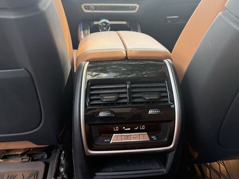 Used 2022 BMW X5 M50i AWD/4WD image 33