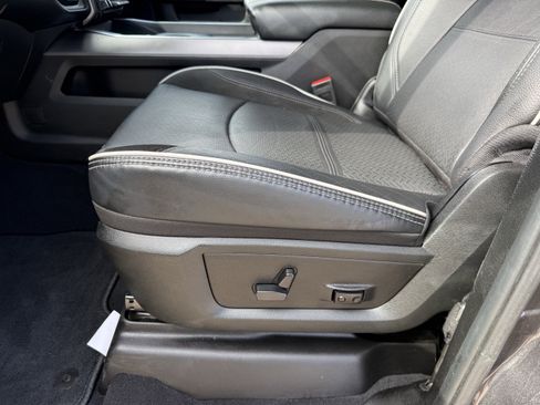 Used 2025 RAM 2500 Laramie image 28