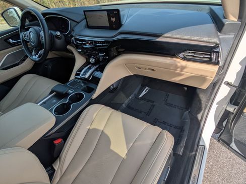 Used 2023 Acura MDX SH-AWD w/ Advance Package image 26