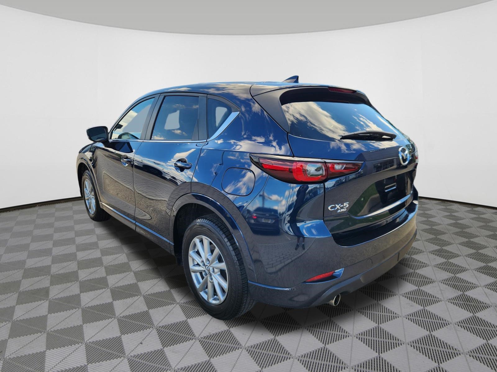 Certified 2024 MAZDA CX-5 AWD 2.5 S w/ Select Package image 3