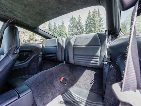 Used 2001 Porsche 911 Carrera 4 AWD/4WD image 33