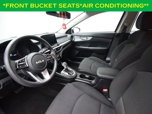 Used 2023 Kia Forte LXS w/ LXS Technology Package FWD image 11