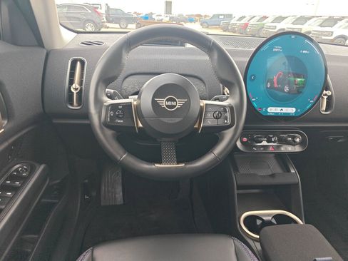 Used 2025 MINI Cooper Countryman S image 13