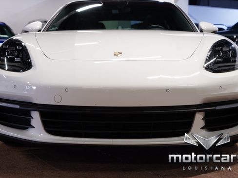 Used 2019 Porsche Panamera 4 AWD/4WD image 10
