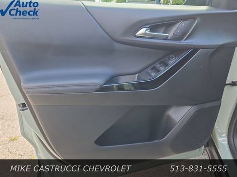 Used 2025 Chevrolet Equinox LT w/ Safety and Technology Package FWD image 25