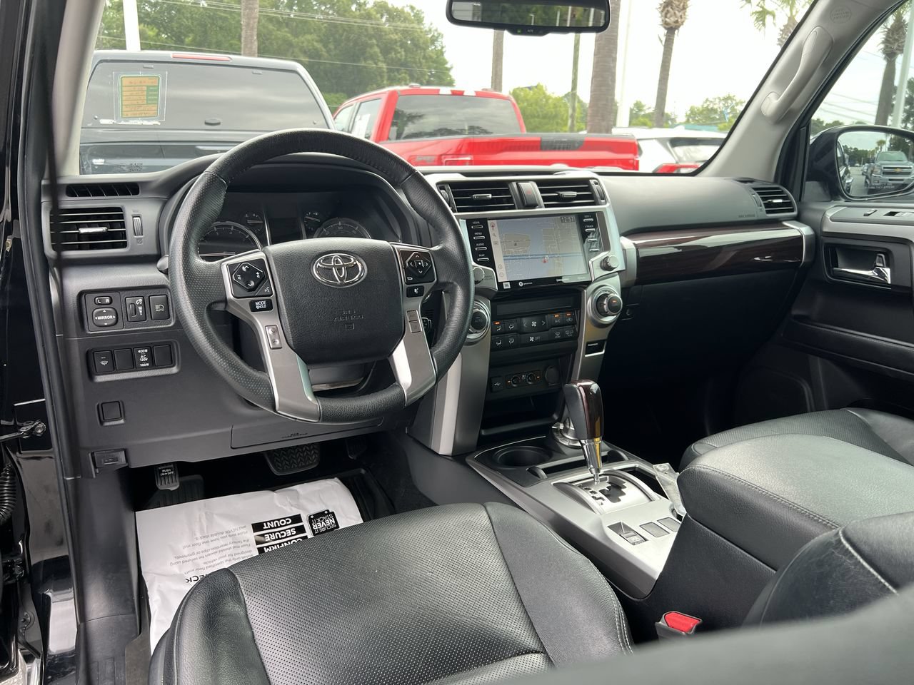 Used 2021 Toyota 4Runner Limited AWD/4WD image 30