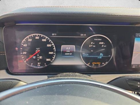 Used 2018 Mercedes-Benz E 400 Coupe image 13