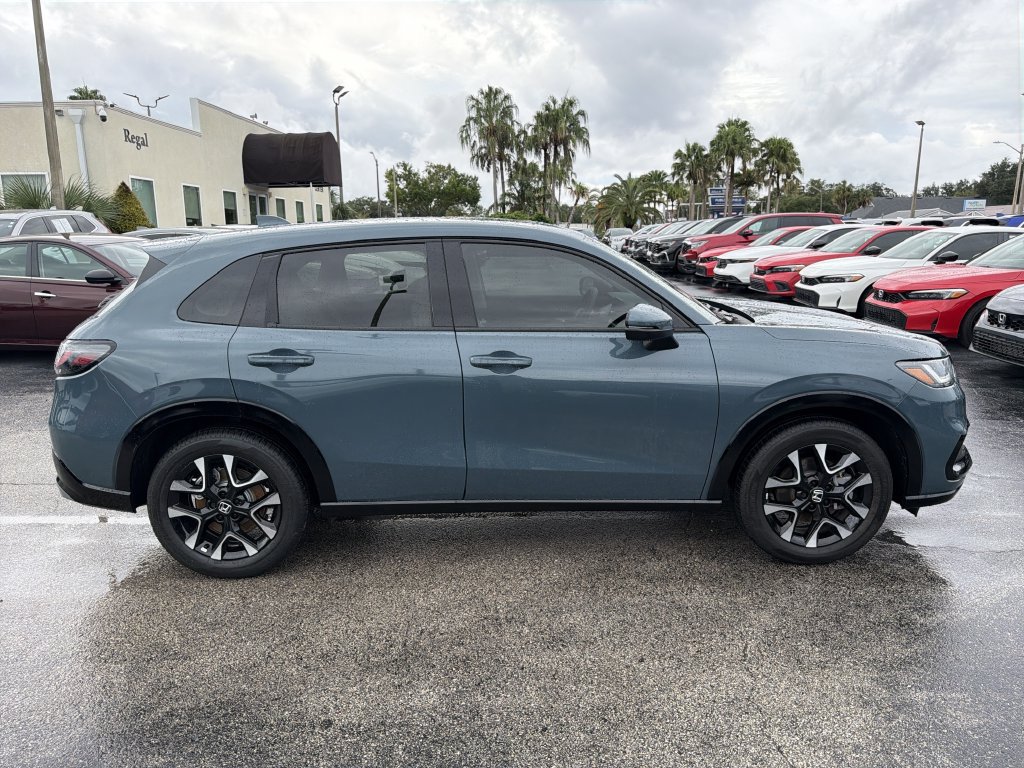 Used 2027 Honda HR-V EX-L image 3