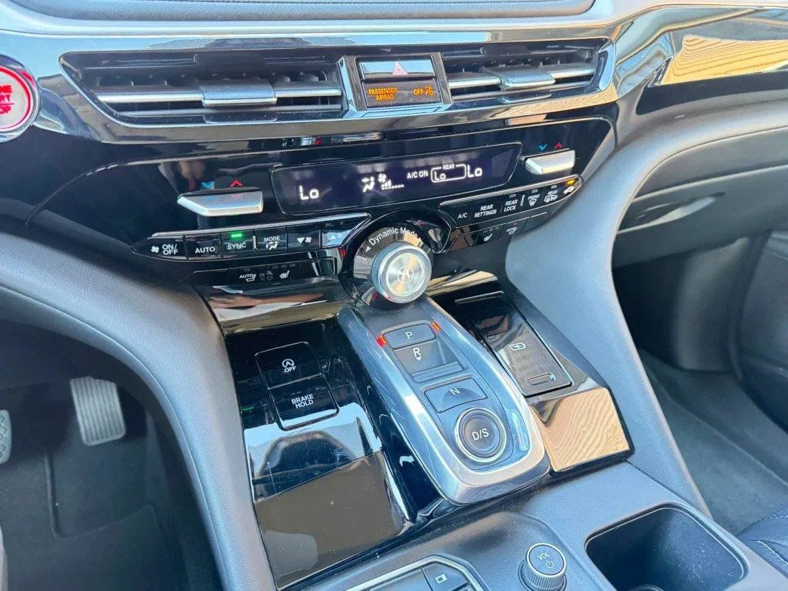 Used 2023 Acura MDX w/ Technology Package AWD/4WD image 19