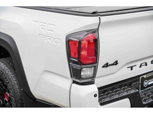 Used 2023 Toyota Tacoma TRD Pro AWD/4WD image 11