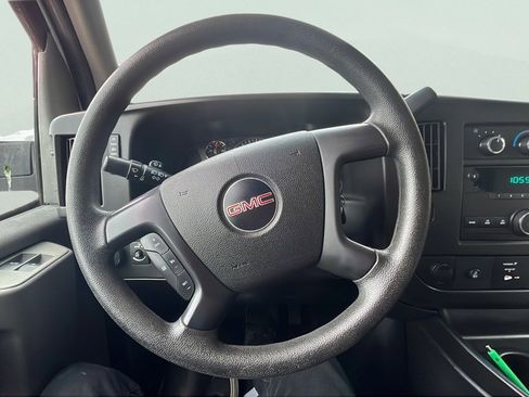 Used 2014 GMC Savana 2500 image 11