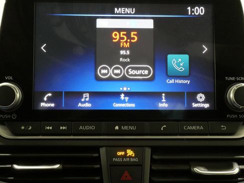 Used 2023 Nissan Altima 2.5 SV image 17