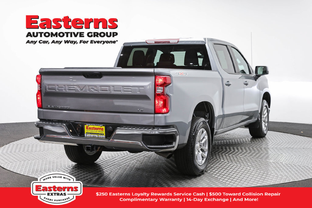 Used 2023 Chevrolet Silverado 1500 LT AWD/4WD image 6