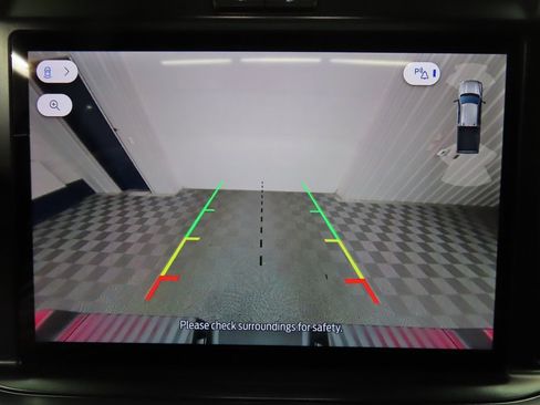 Used 2025 Ford F350 Platinum w/ FX4 Off-Road Package image 15