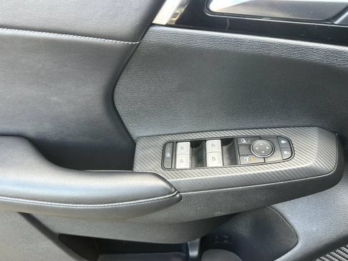 Used 2022 Mitsubishi Outlander SE AWD/4WD image 11