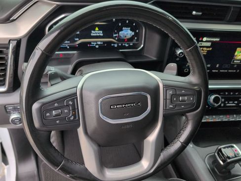 Used 2024 GMC Sierra 1500 Denali w/ Technology Package AWD/4WD image 12