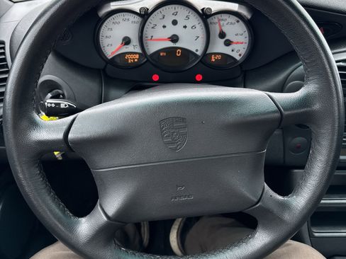Used 1997 Porsche Boxster image 30