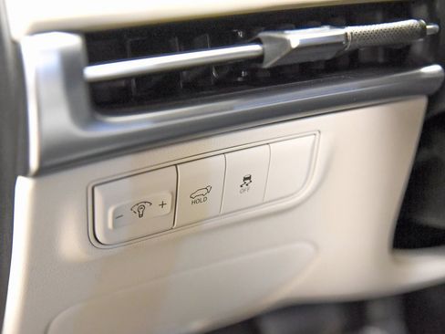 Used 2025 Hyundai Tucson SEL image 16