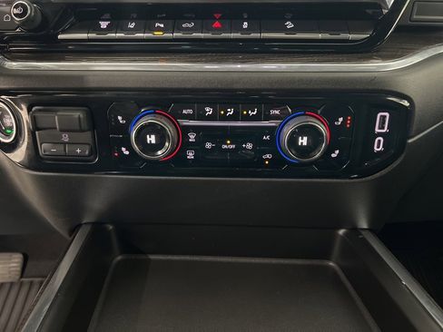 Used 2025 Chevrolet Silverado 2500 LT w/ All Star Edition image 17