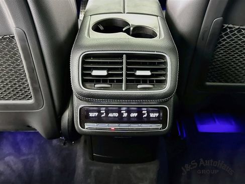 Used 2024 Mercedes-Benz GLS 450 4MATIC w/ AMG Line Exterior image 32