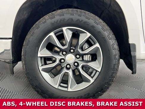 Certified 2024 Chevrolet Silverado 1500 LT image 34