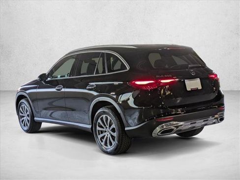 Certified 2025 Mercedes-Benz GLC 300 image 11