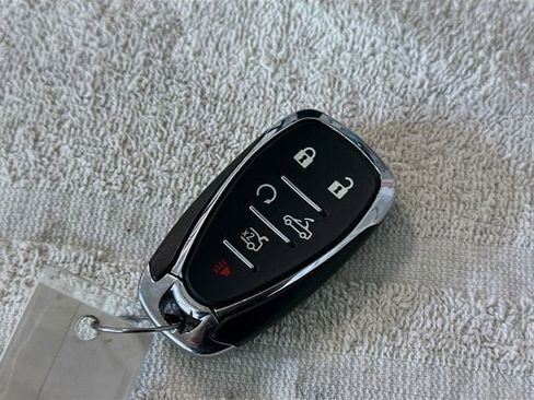 Used 2021 Chevrolet Camaro LT image 29