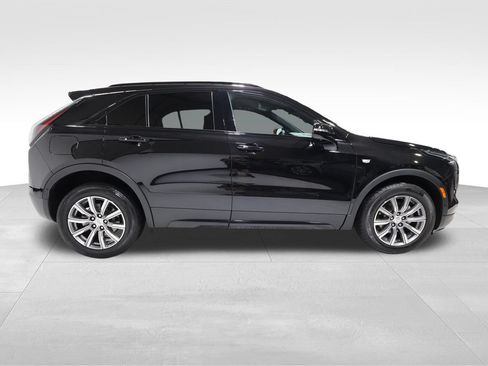 Used 2022 Cadillac XT4 Sport w/ Comfort Package AWD/4WD image 5
