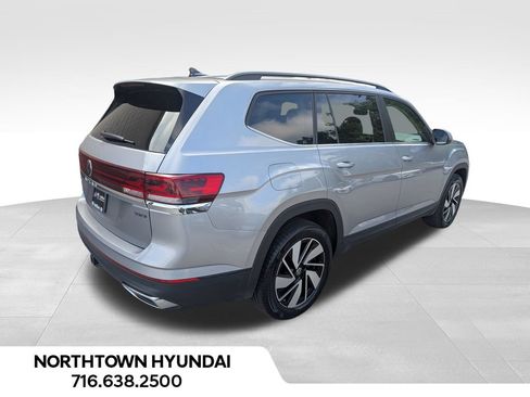Used 2026 Volkswagen Atlas SE AWD/4WD image 13