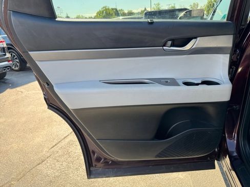Certified 2021 Hyundai Palisade SEL w/ Convenience Package AWD/4WD image 24