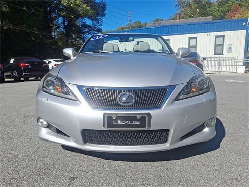 Used 2011 Lexus IS 250C image 3