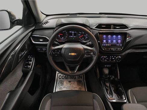 Used 2022 Chevrolet TrailBlazer LT w/ Convenience Package AWD/4WD image 13
