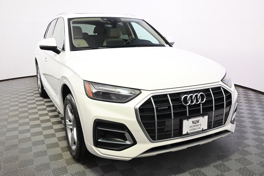 Used 2023 Audi Q5 2.0T Premium w/ Convenience Package AWD/4WD image 9