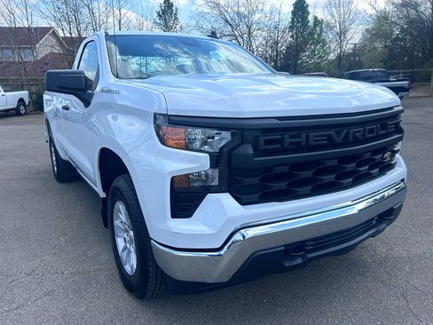 Used 2025 Chevrolet Silverado 1500 W/T RWD image 3